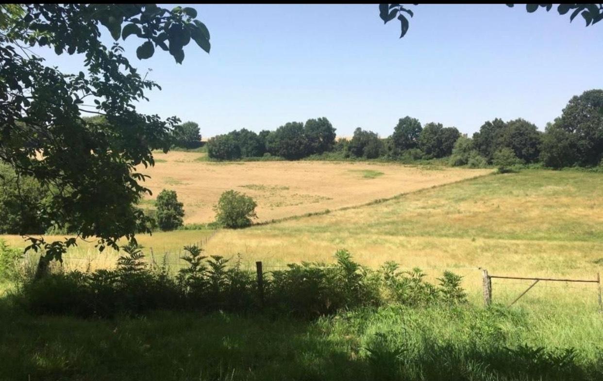 Chez Sophie - Gite Et Gite Equestre Clermont-Dessous ภายนอก รูปภาพ