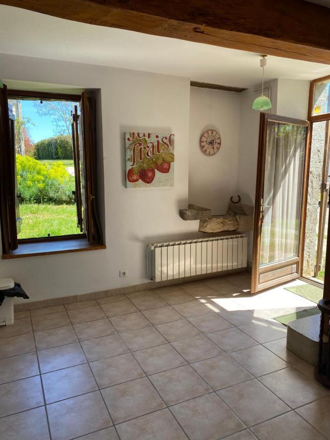 Chez Sophie - Gite Et Gite Equestre Clermont-Dessous ภายนอก รูปภาพ
