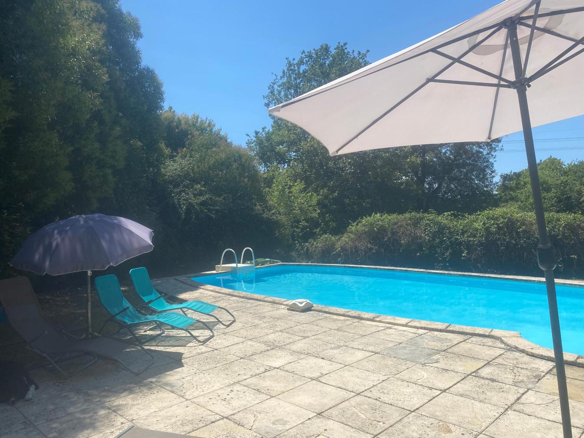 Chez Sophie - Gite Et Gite Equestre Clermont-Dessous ภายนอก รูปภาพ